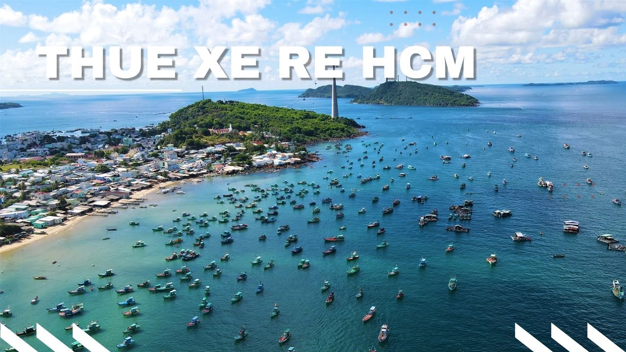 Xe 16 chỗ Solati/Transit đang đón đoàn khách du lịch tại Kiên Giang, minh họa dịch vụ Thuê Xe Đi Kiên Giang cho đoàn tham quan Hà Tiên/biển đảo.